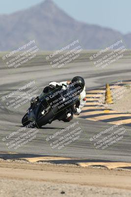 media/Oct-02-2025-Racers Edge (Thu) [[2c91cb6ab3]]/2-A Group/Session 5-Turn 12 (130pm)/